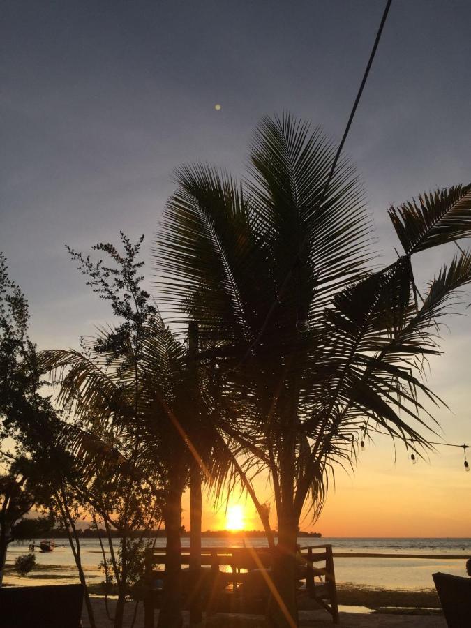 Saeri Matahari Bungalow Gili Air Kültér fotó