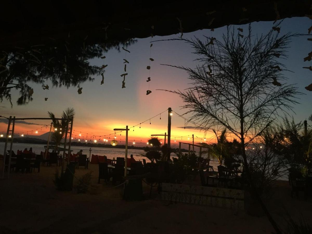 Saeri Matahari Bungalow Gili Air Kültér fotó